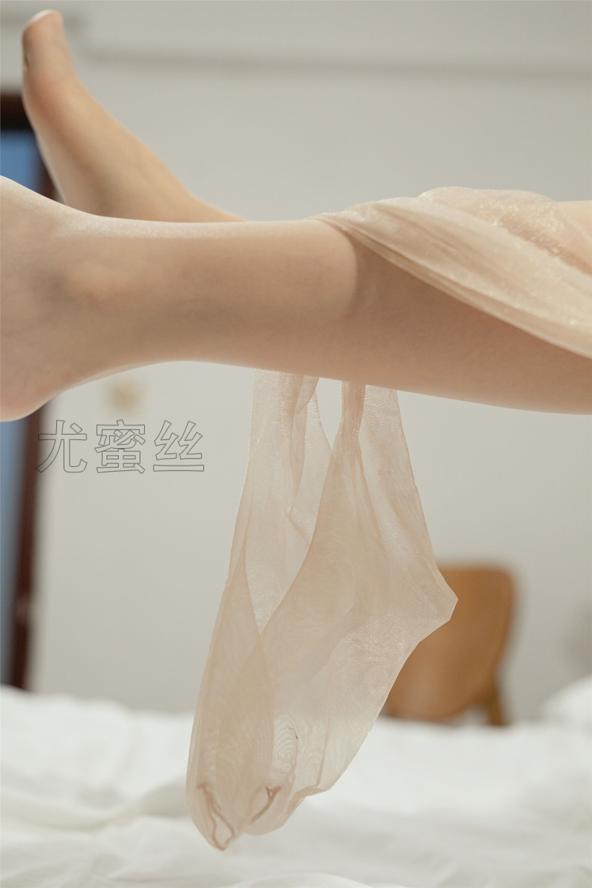 尤蜜丝 穿搭写真 NO.033